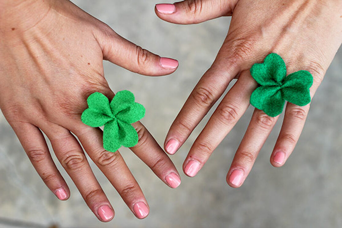 Get Lucky: DIY Shamrocks + 4 Ways to Wear!