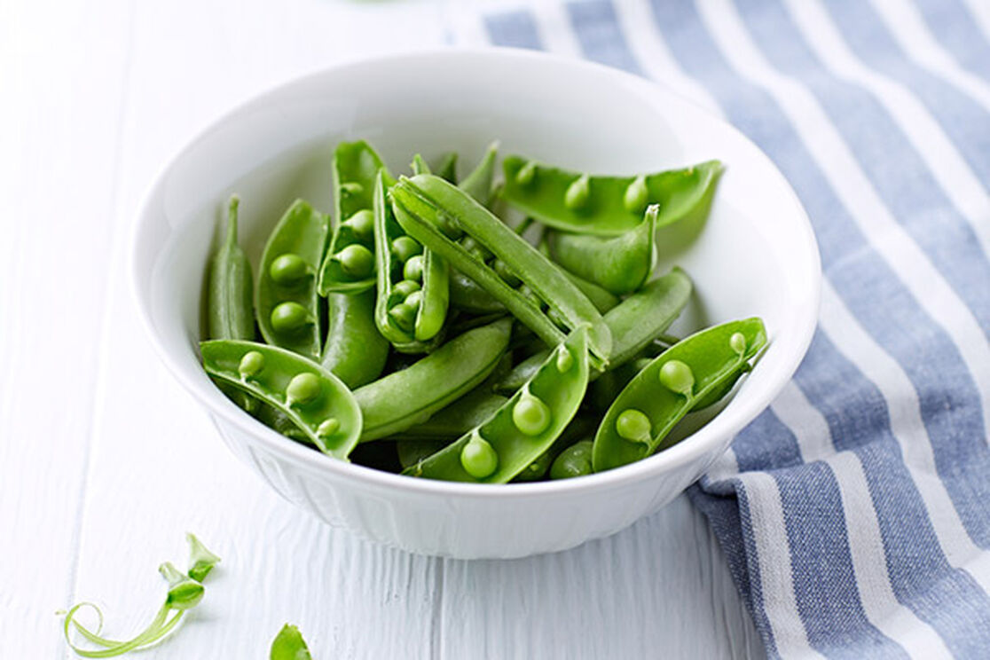 June's Superfood: Green Peas (+ 5 New Ways to Eat!)