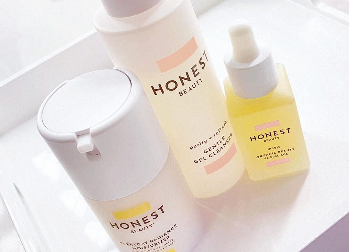 The Ultimate Guide to Summer Skin Care: Dry, Oily and Combination