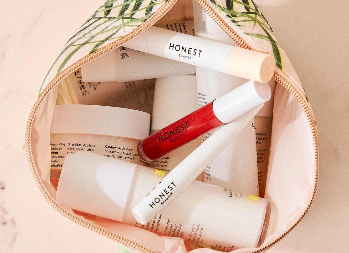 Holiday Gift Ideas for Clean Beauty Lovers