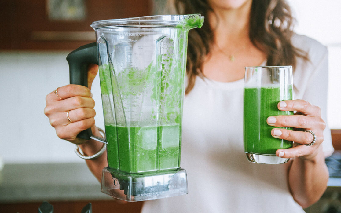 Kelly LeVeque's 6 Healthy Holiday Eating Tips