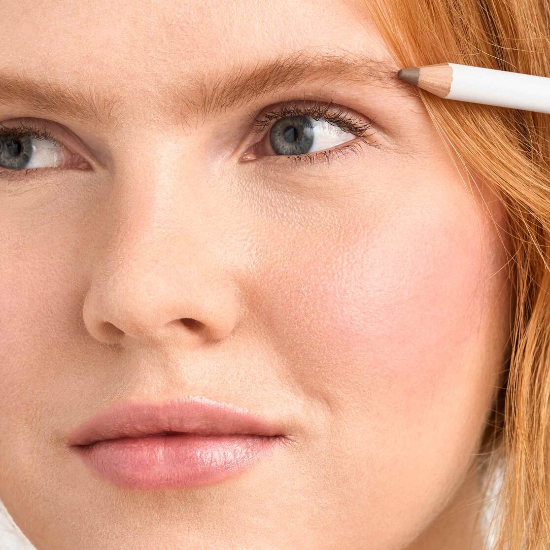 How to Fix Uneven Brows