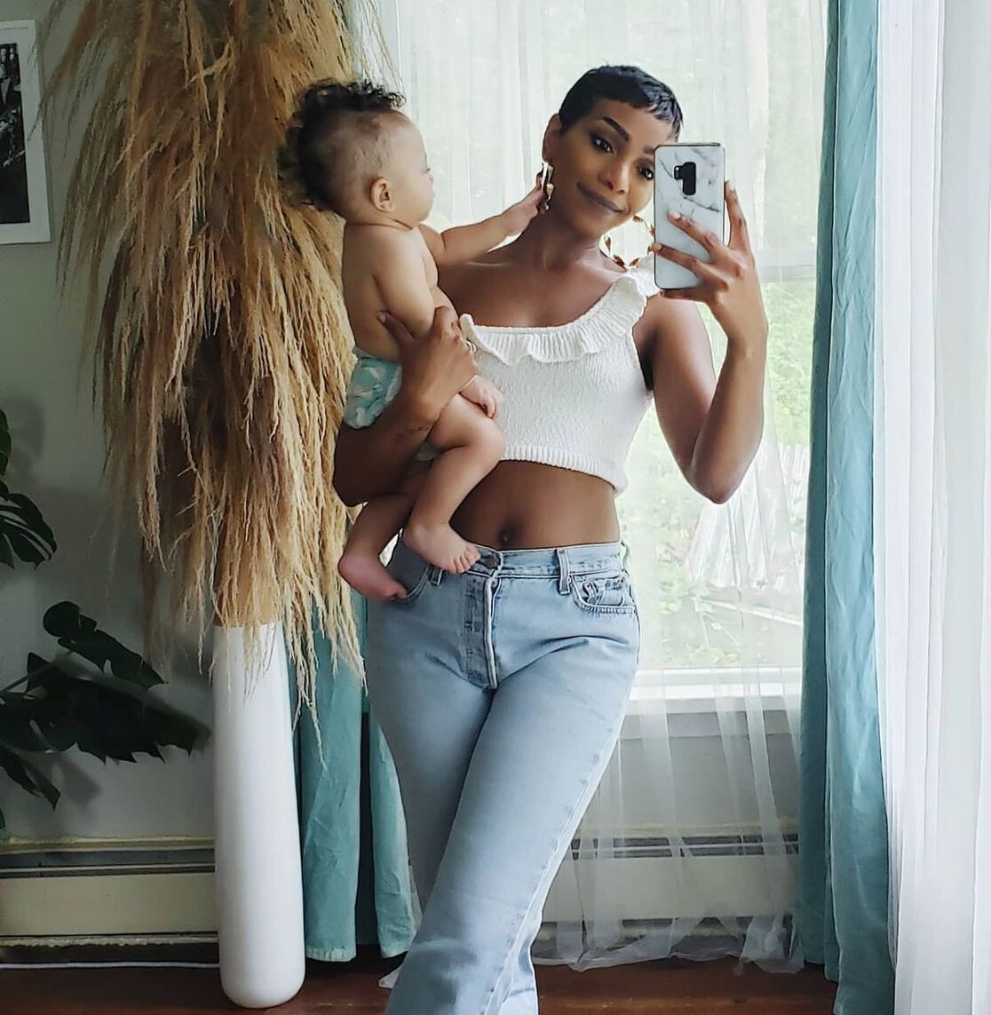 Creative Virtual Ways to Celebrate Mom