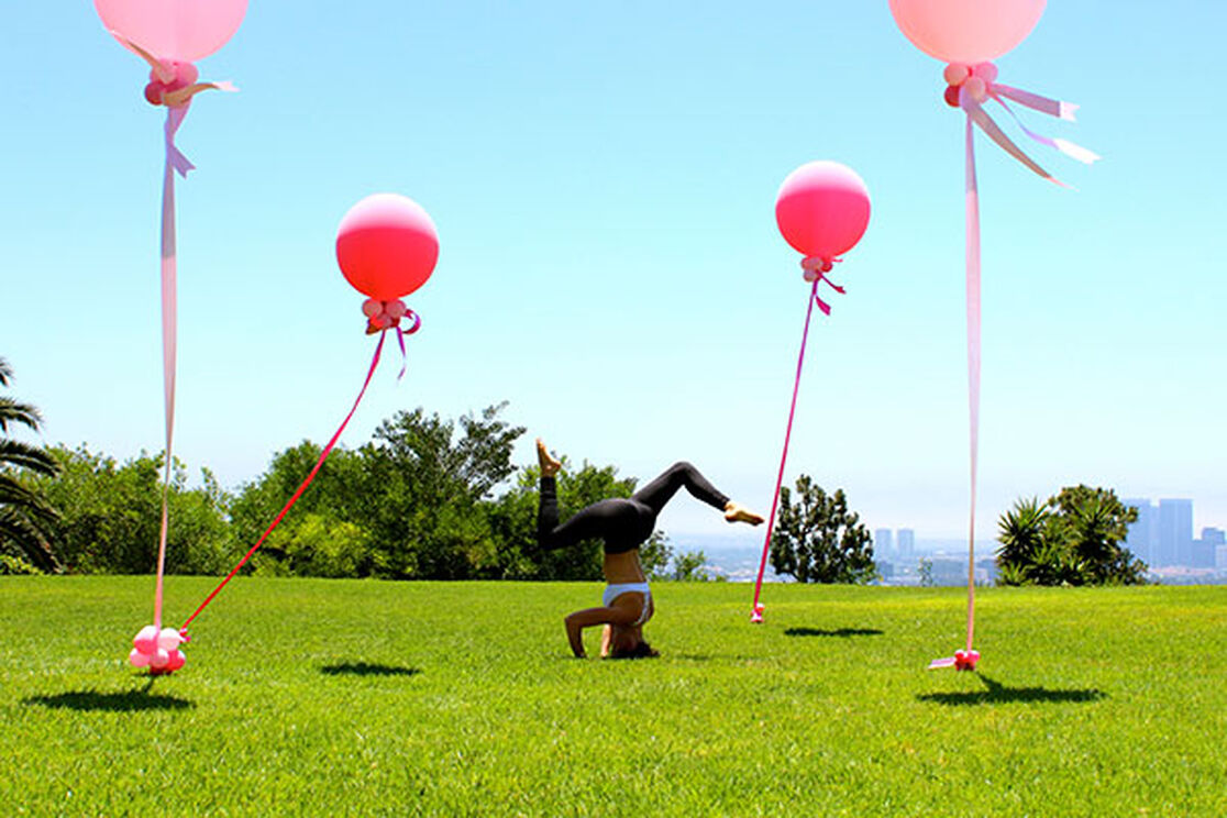 Pause & Pose: Tripod Headstand