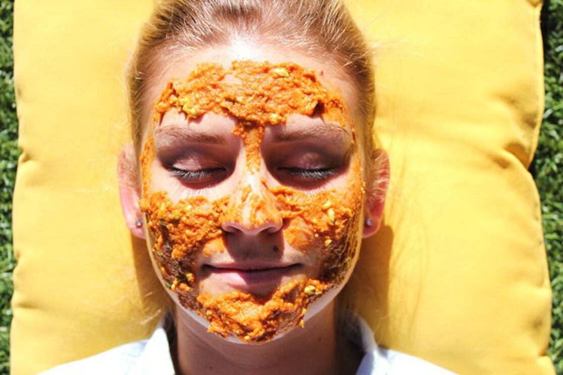 Get Glowing with a DIY Superfoods Facial