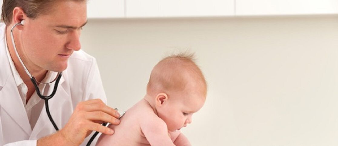 5 Reasons to Avoid Antibacterials & the Top 2 Ways to Battle Bugs