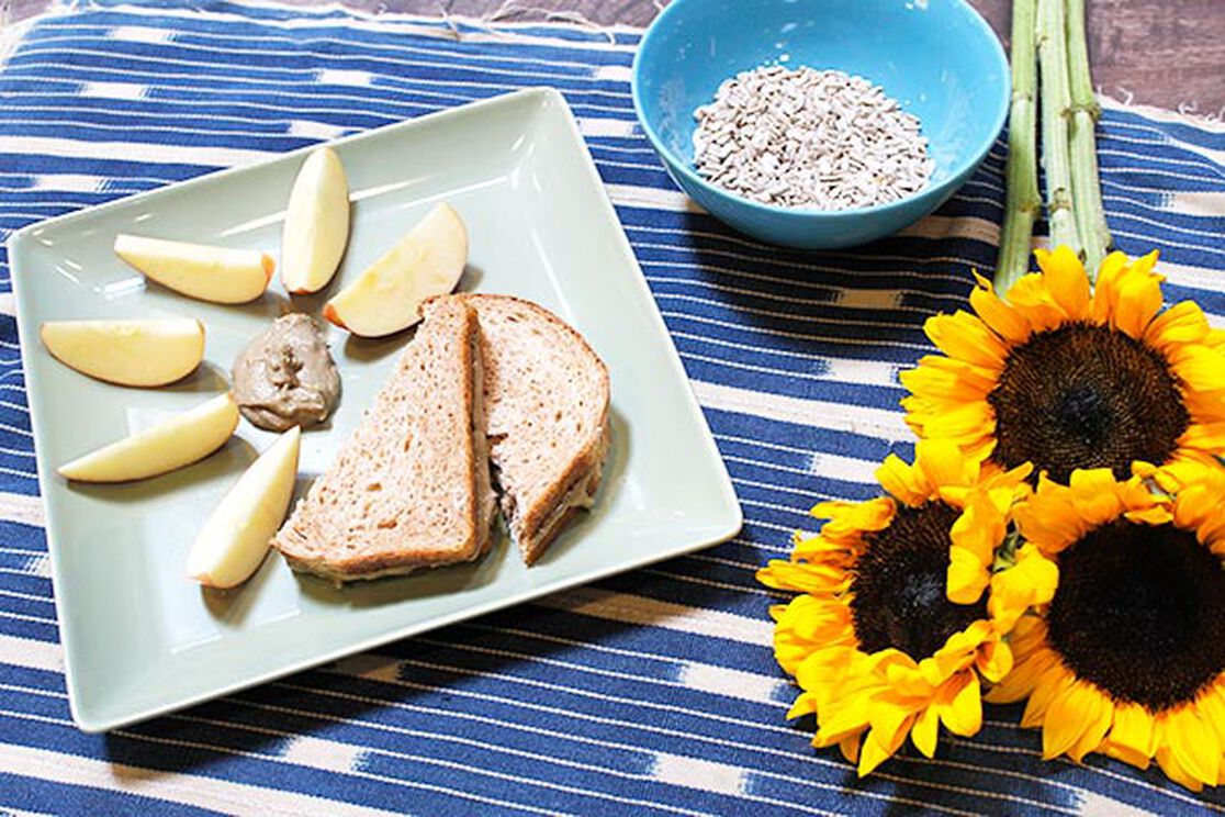 September's Superfood: Sunflower Seeds + DIY Sunbutter Recipe