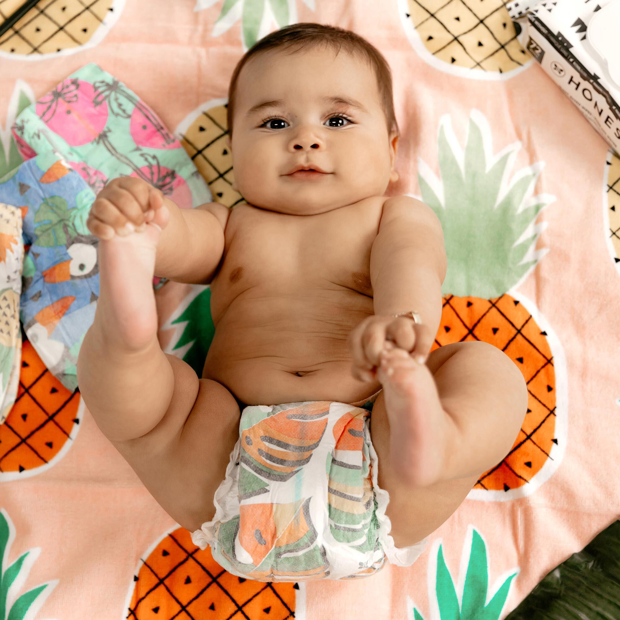 Wetness Indicator Diapers PlantBased & FragranceFree Honest