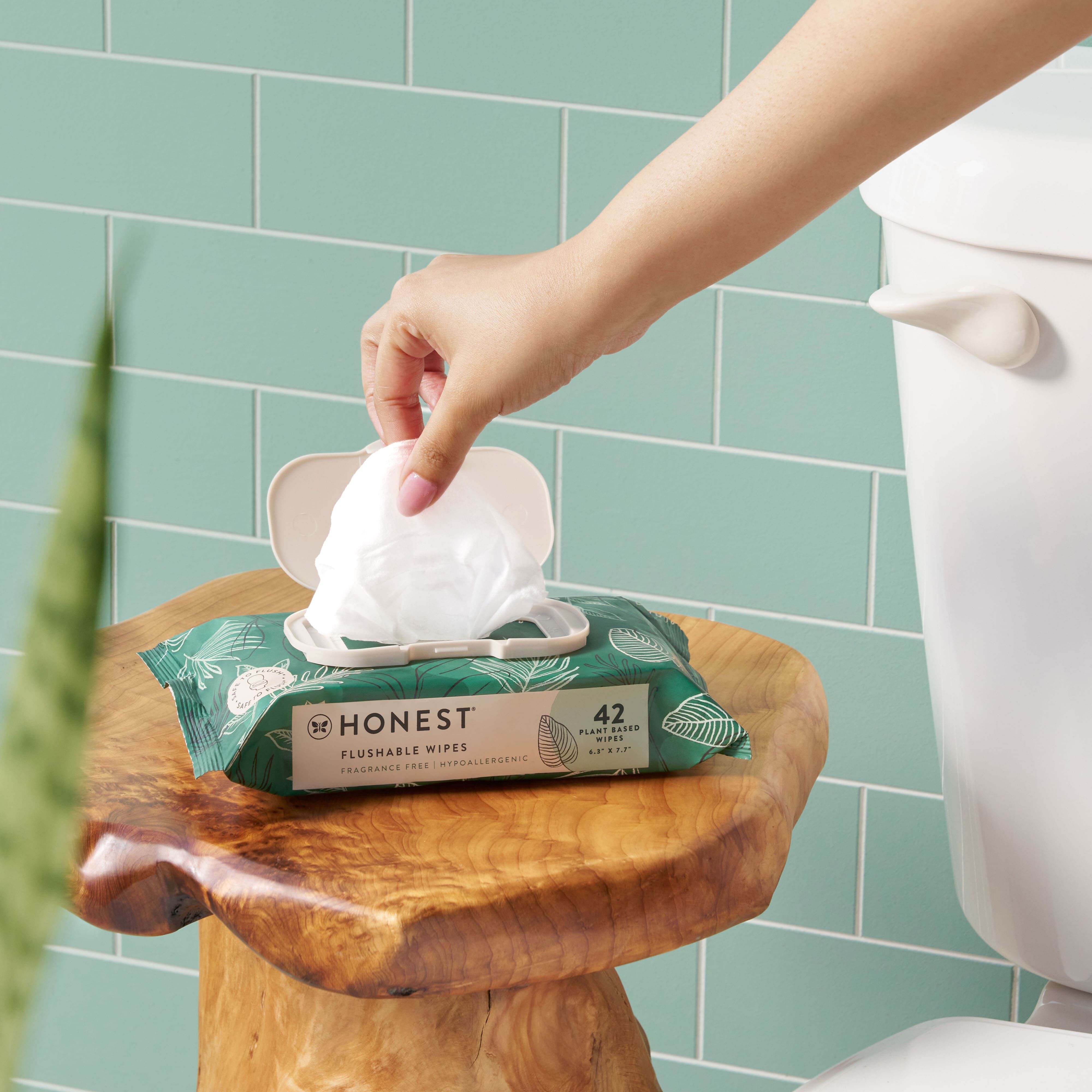 How to use flushable wipes discount