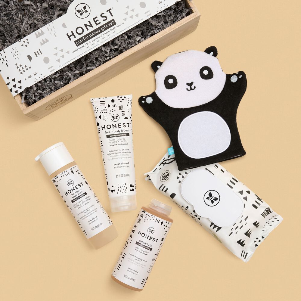 Playful Panda Bathtime Gift Set