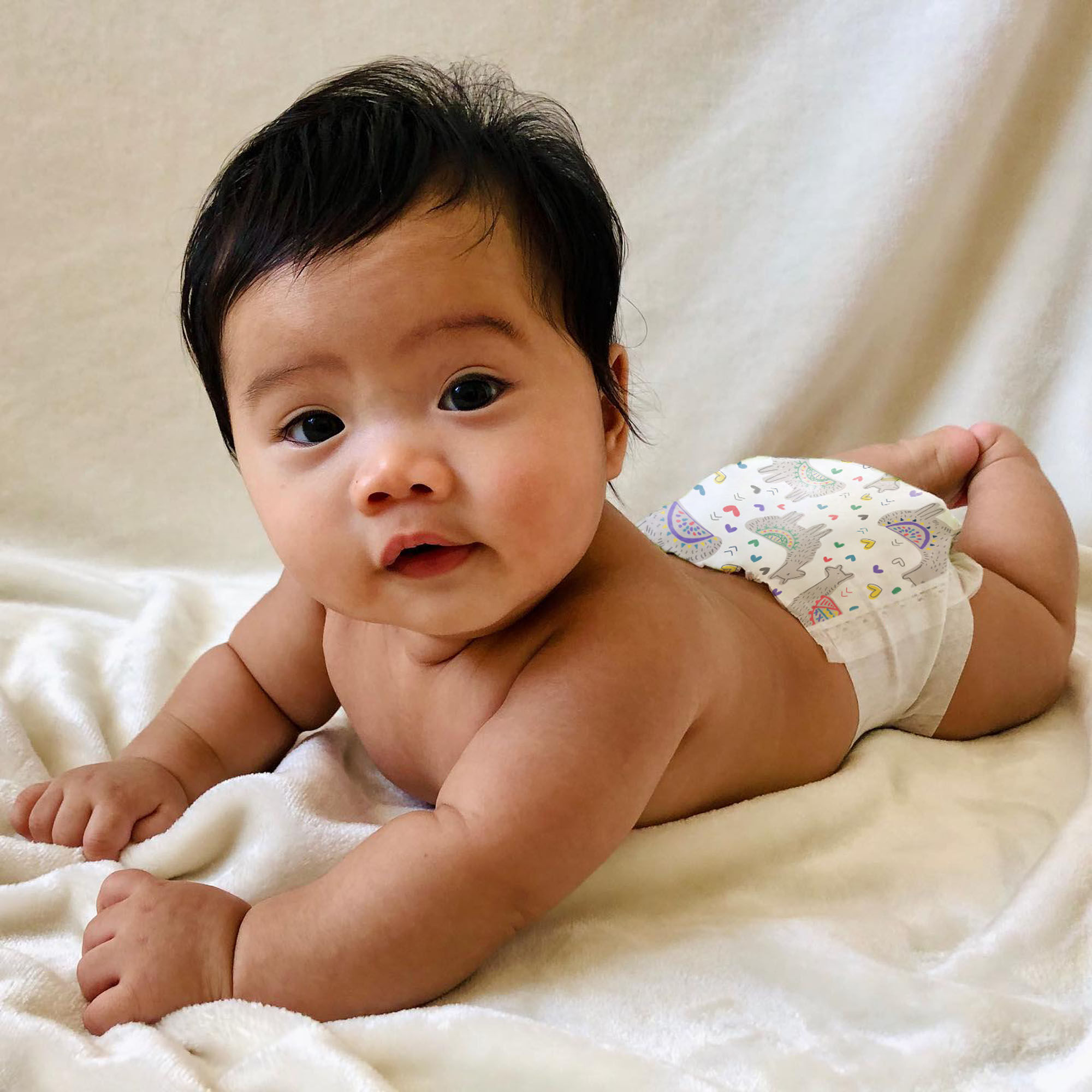 Cleaning newborn clearance baby girl diaper