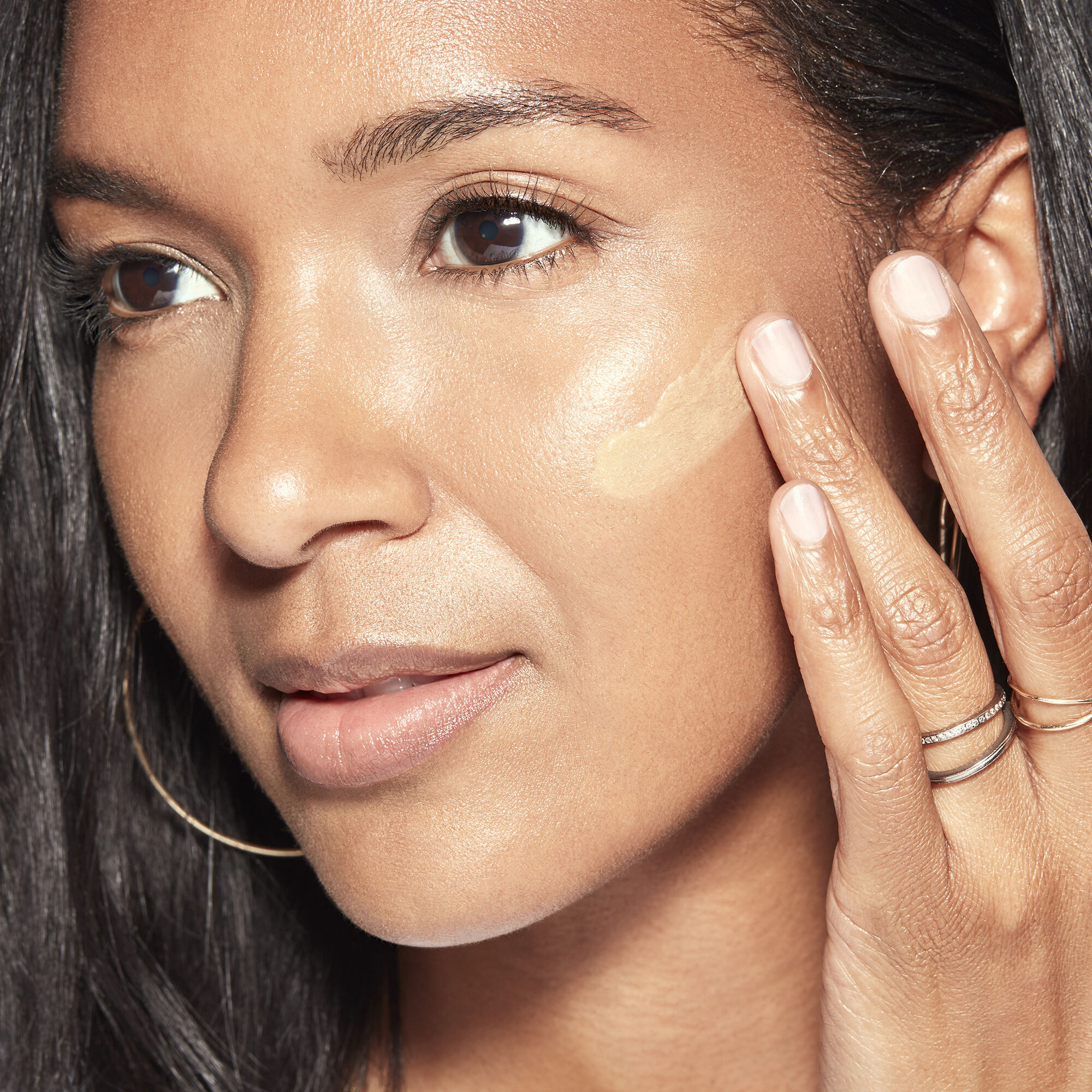 Hydrating & Illuminating Foundation Primer for Face Honest Honest