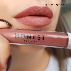 Liquid Lipstick, Love