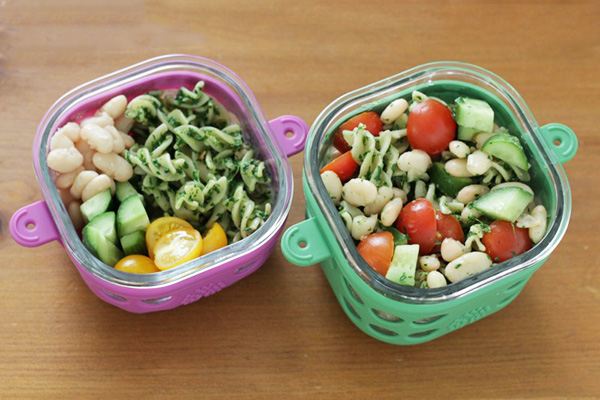 Mommy + Me Meals: Easy Spinach Pesto