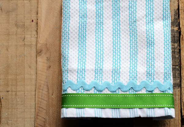 DIY Ribbon Towel