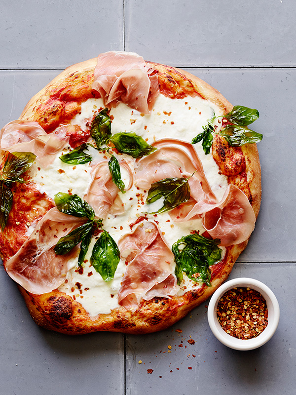 Burrata Pizza Pie: Perfect for Dad’s Day!