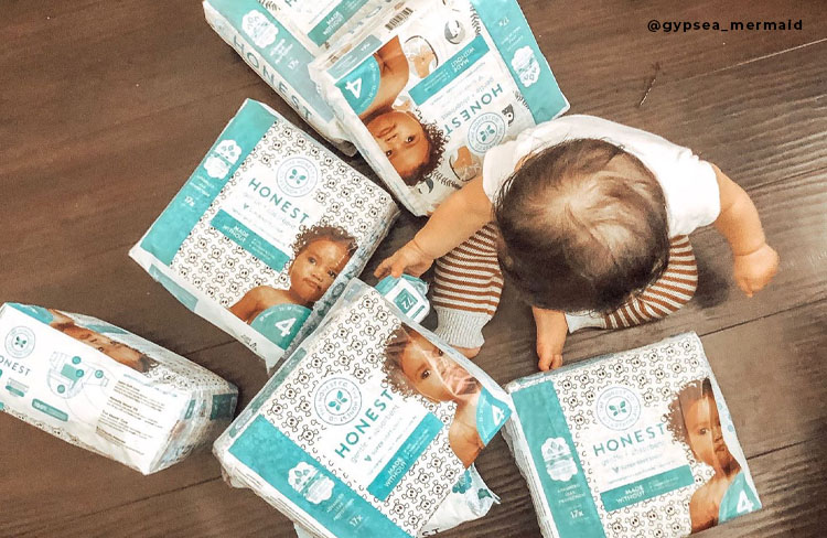 Baby with diaper packs