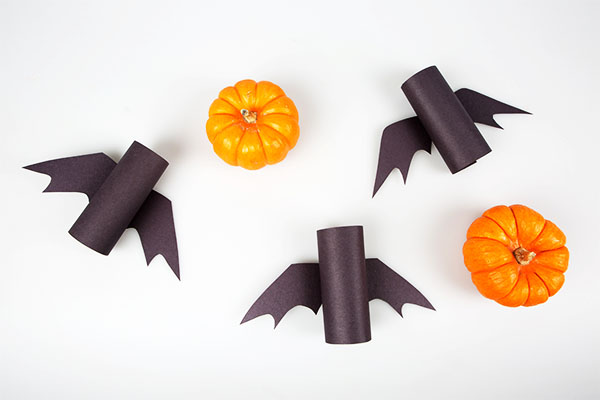 3 Simple & Spooky Halloween Ideas (+FREE TOTE*)