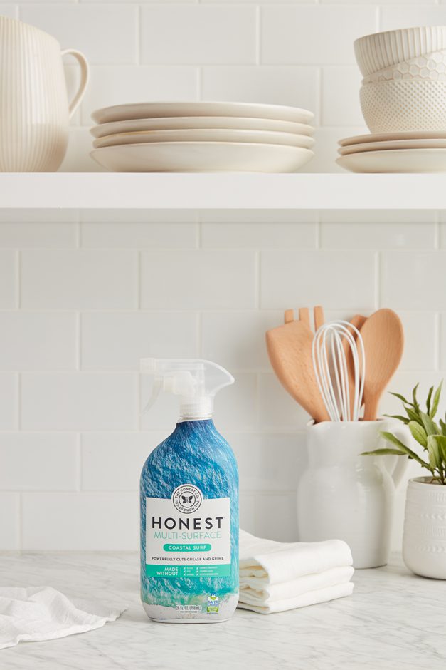 Scents without Synthetics: Get to Know the New Smell of Clean