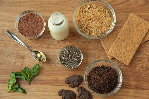 Sustainable Snacking: Chocolate Chia Seed Pudding for Earth Day